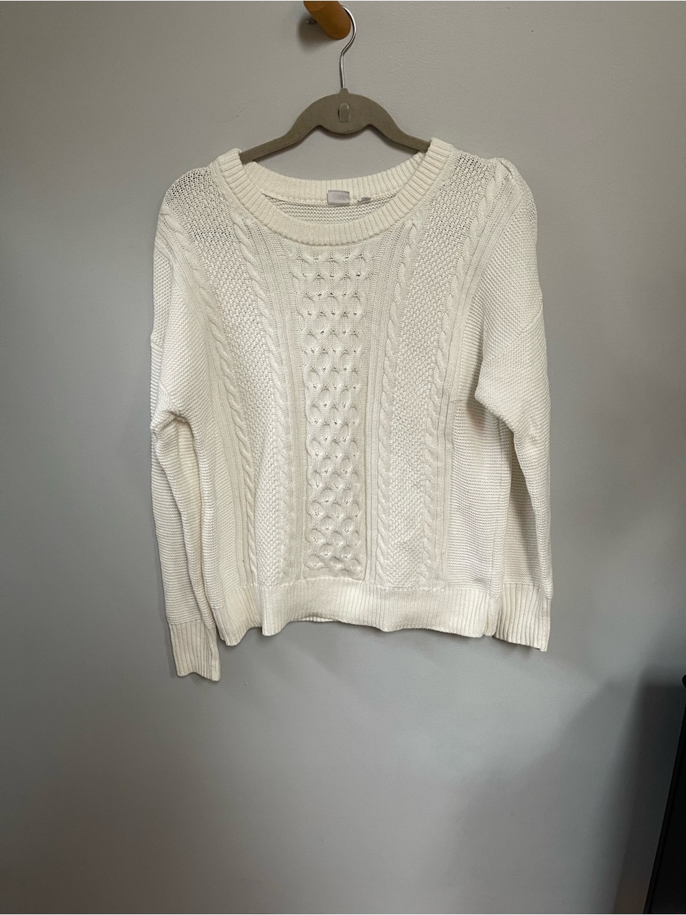 GAP Cream Cable Knit Crewneck Sweater